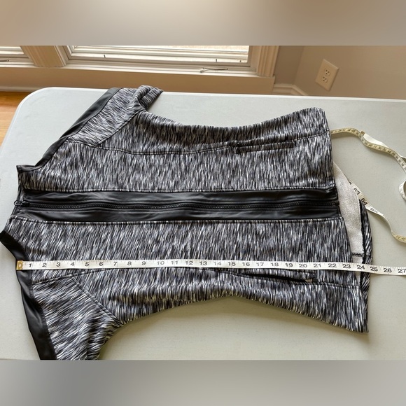 Snow Angels size small zip up athleisure jacket pockets casual lounge outerwear - Picture 17 of 17